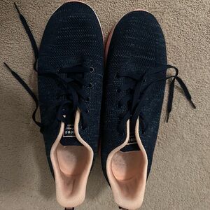Lamincoa Navy Sneakers with Peach Lining
